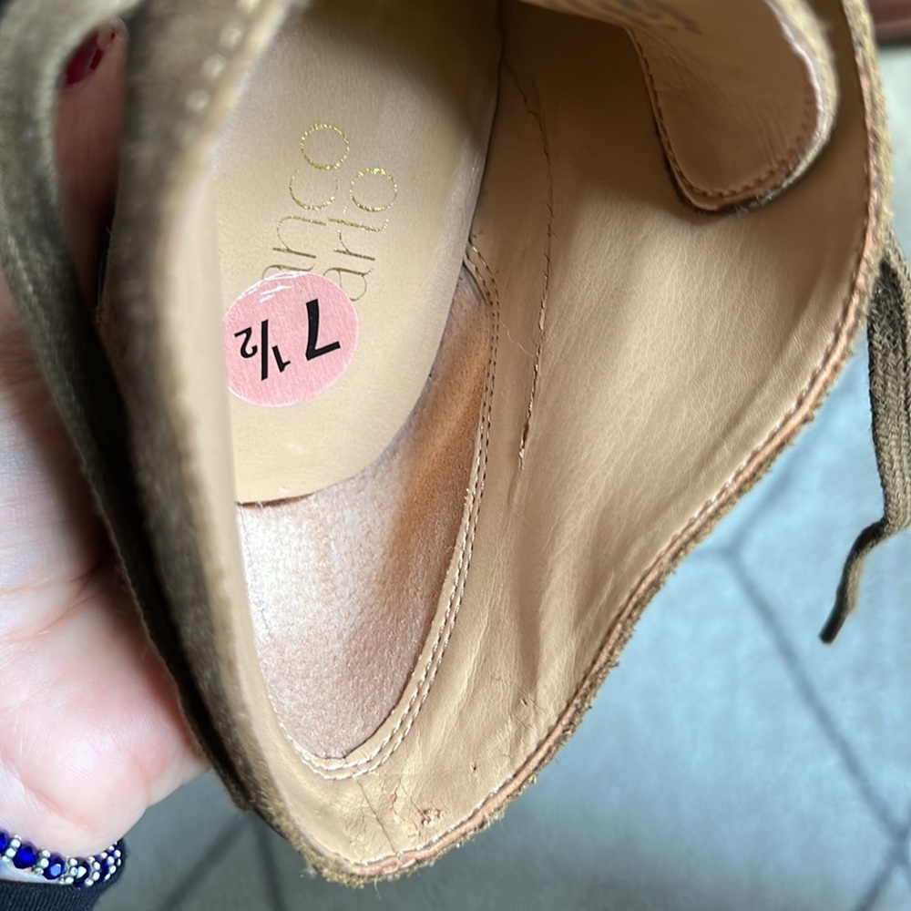Cute booties 🤎💛 - Picture 13 of 16